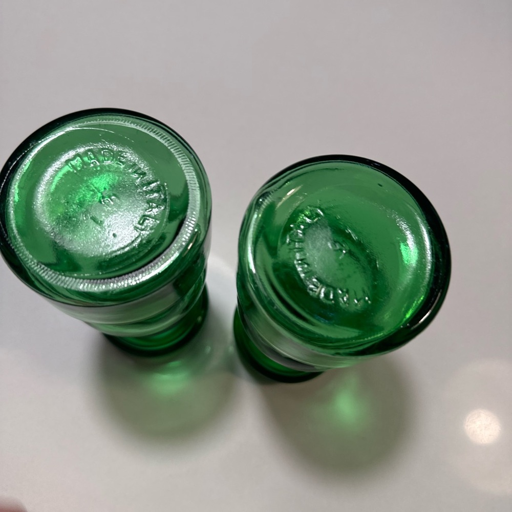 Vintage Pair Green Glass Vases Made in Italy - Picture 7 of 7